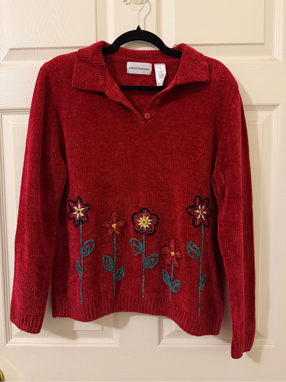 Alfred Dunner Vintage Red Chenille Floral Embroidered Polo Sweater Medium 0053